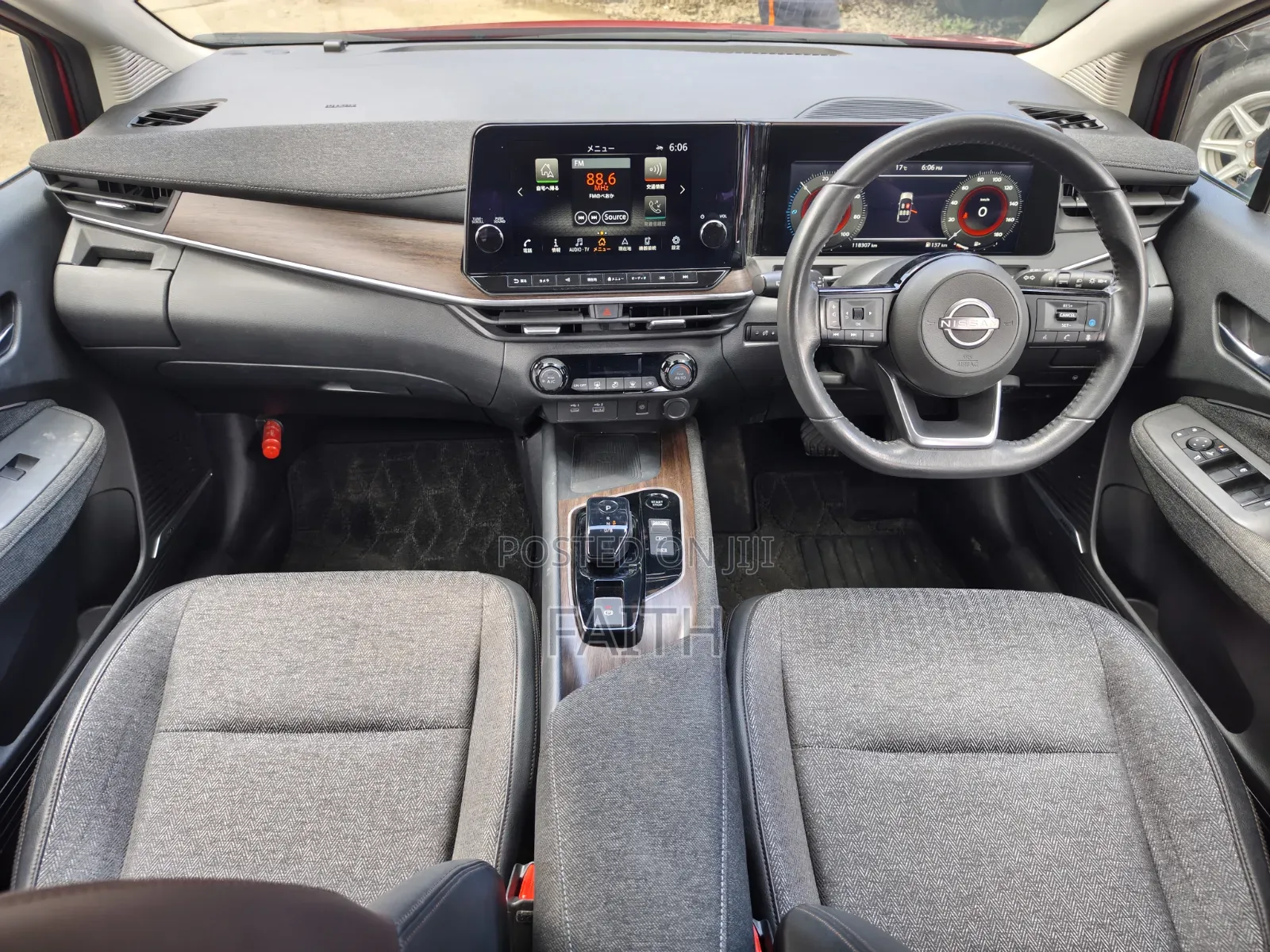 Nissan Note 1.2 Hybrid 2021 Red