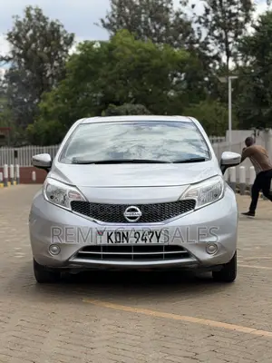 Nissan Note 2016 Silver