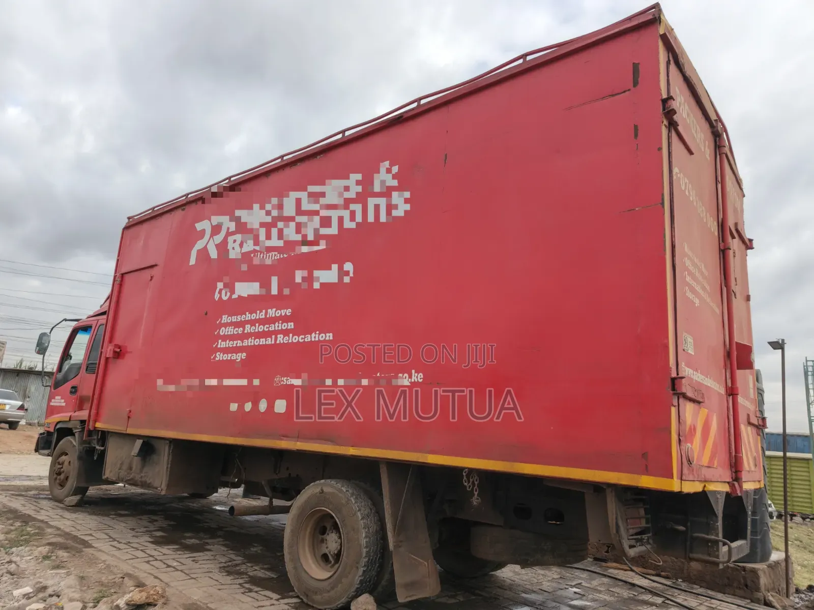 Isuzu FRR Truck 2015 Red