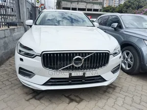 Volvo XC60 2019 White