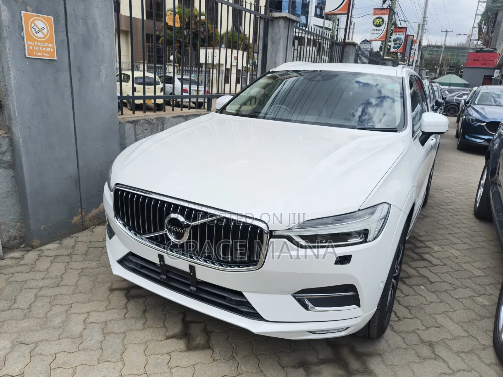 Volvo XC60 2019 White