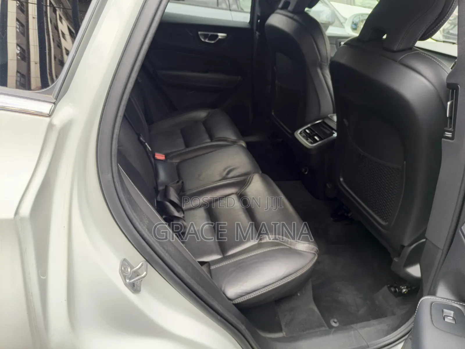 Volvo XC60 2019 White