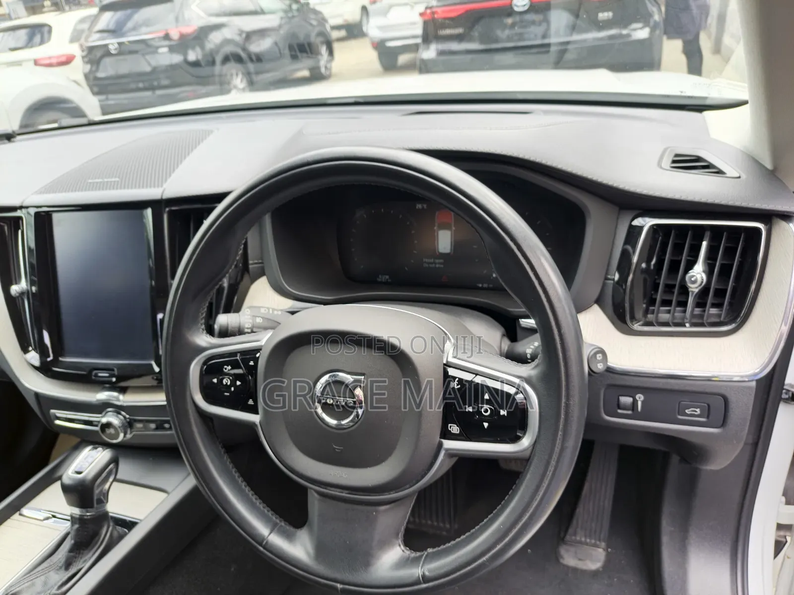 Volvo XC60 2019 White