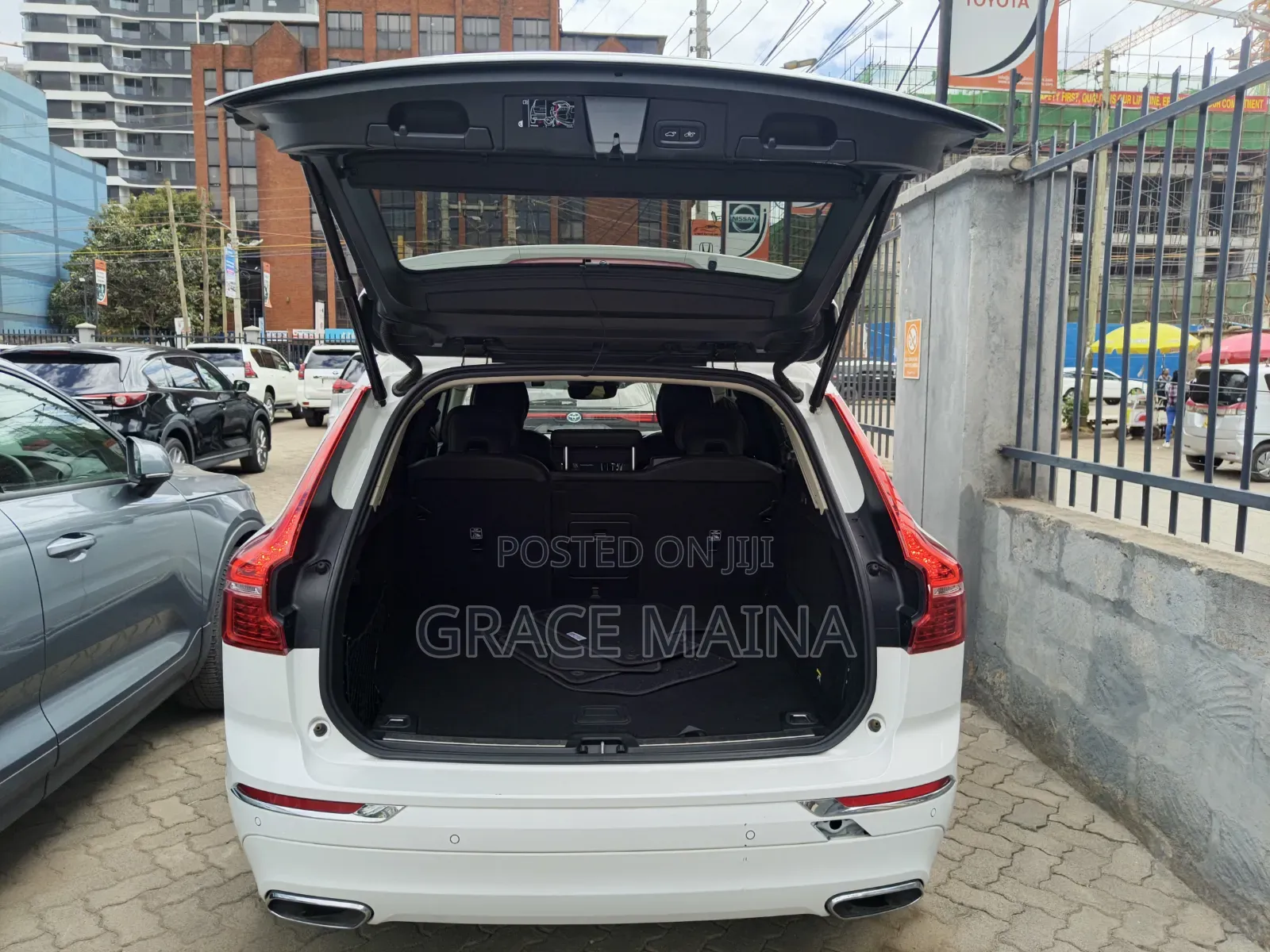 Volvo XC60 2019 White
