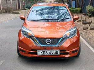 Nissan Note 1.2 Hybrid 2018 Orange