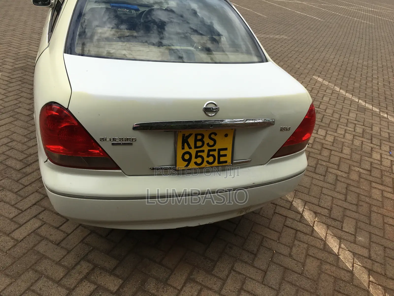 Nissan Bluebird 2005 Pearl