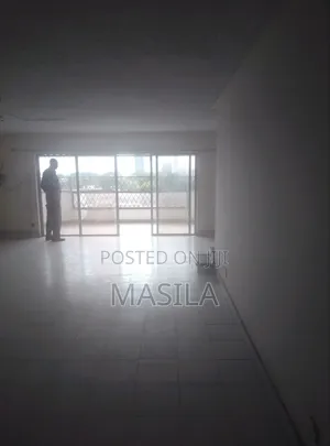 3bdrm Duplex in Mombasa Cbd for sale