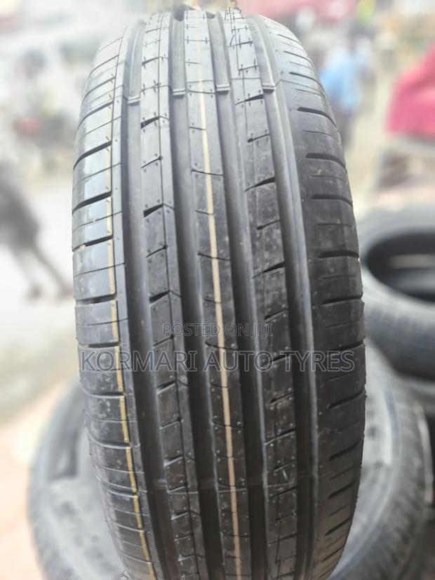 195/65r15 Windforce Tire - thumbnail 2