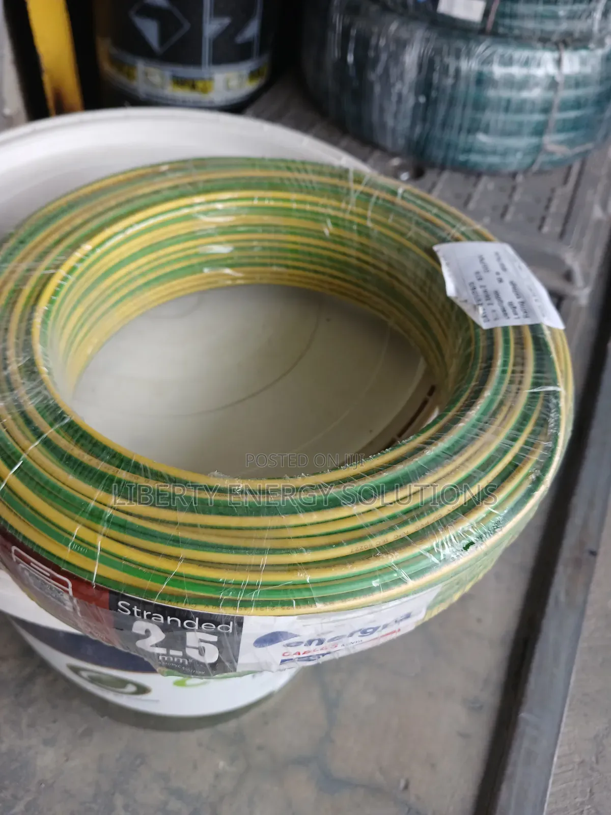 2.5mm Single-Core Stranded Yellow and Green Electrical Wire