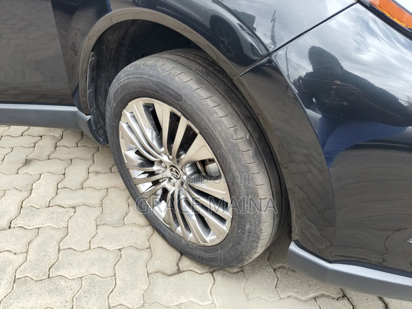 Toyota Harrier 2.5 Hybrid 2020 Black