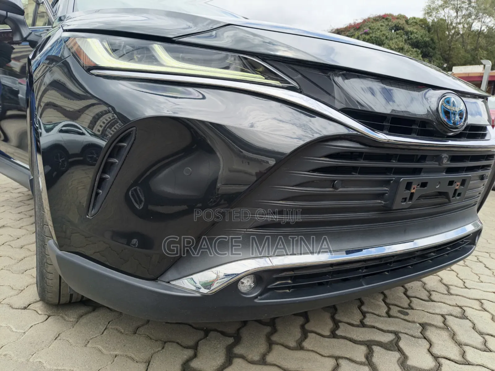 Toyota Harrier 2.5 Hybrid 2020 Black