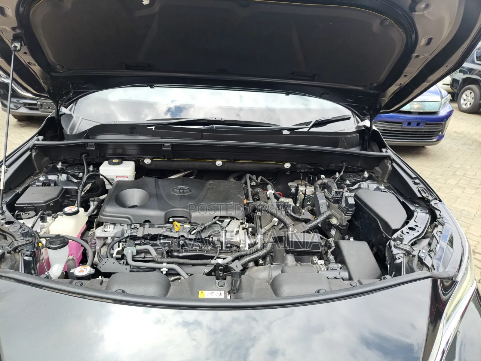Toyota Harrier 2.5 Hybrid 2020 Black