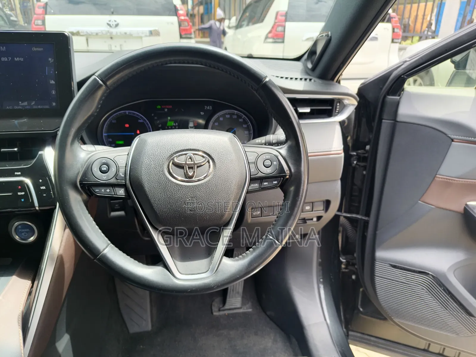 Toyota Harrier 2.5 Hybrid 2020 Black