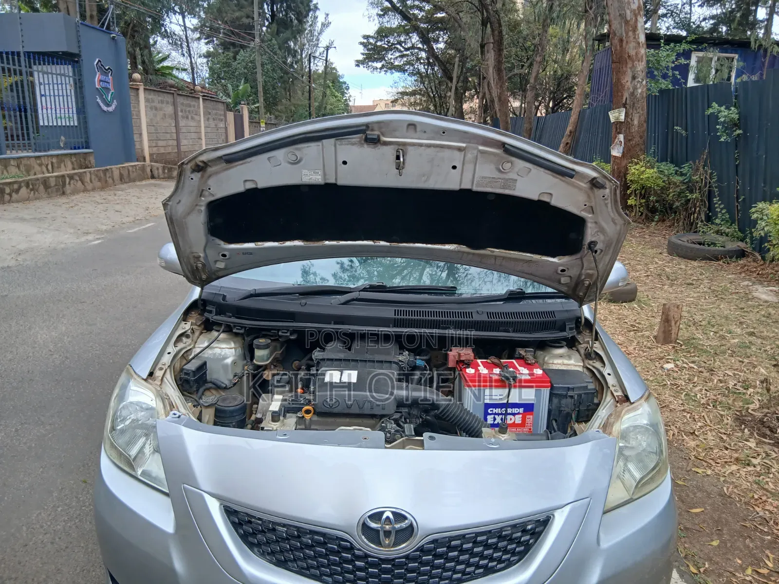Toyota Belta 2009 Silver