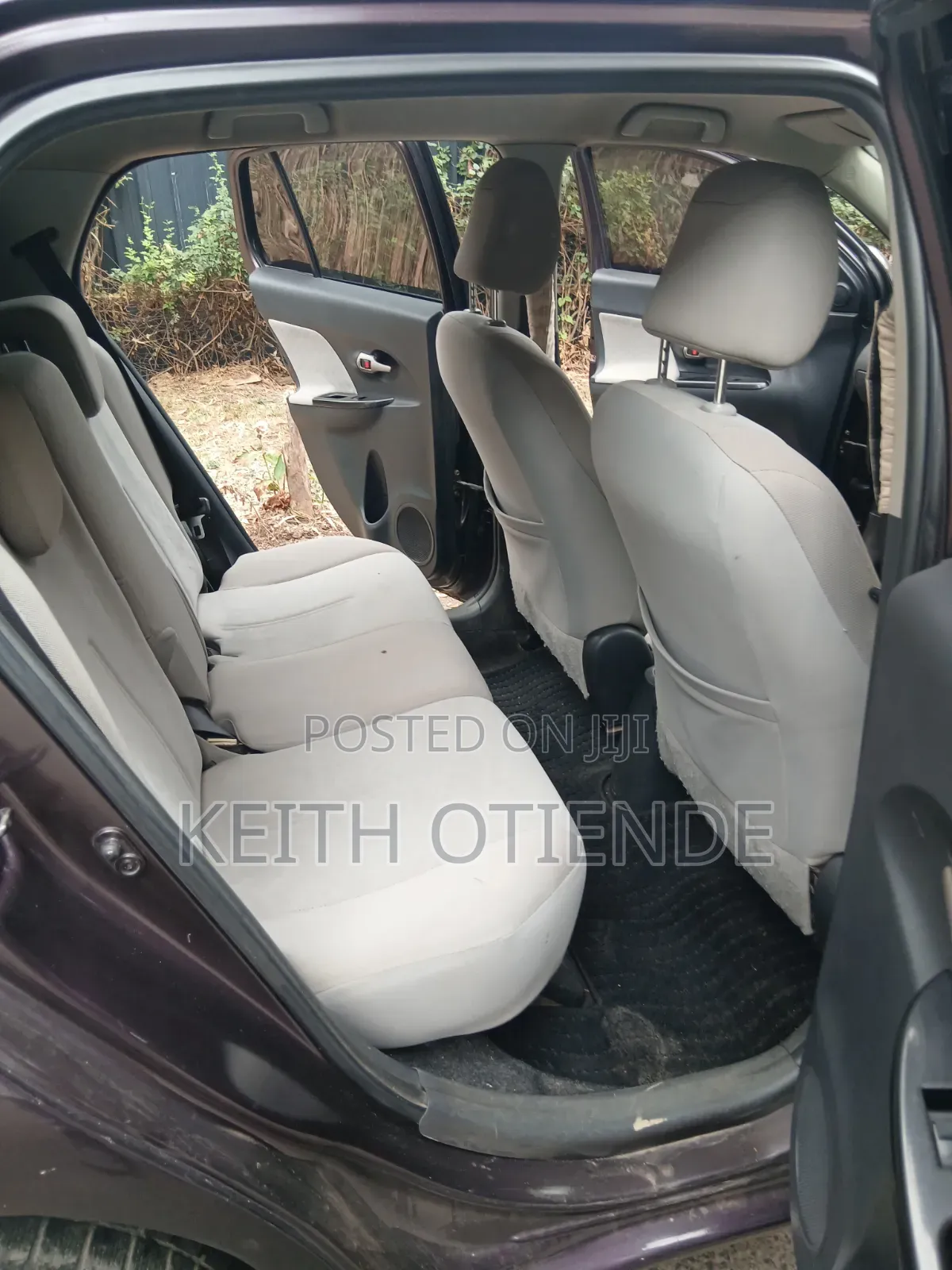 Toyota IST 2009 Maroon