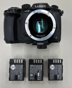 Lumix GH5 Body & 3x Spare Batteries