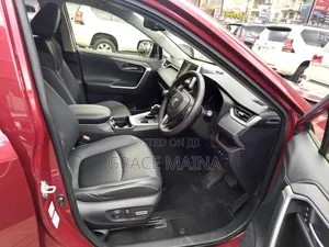 Toyota RAV4 2019 Red