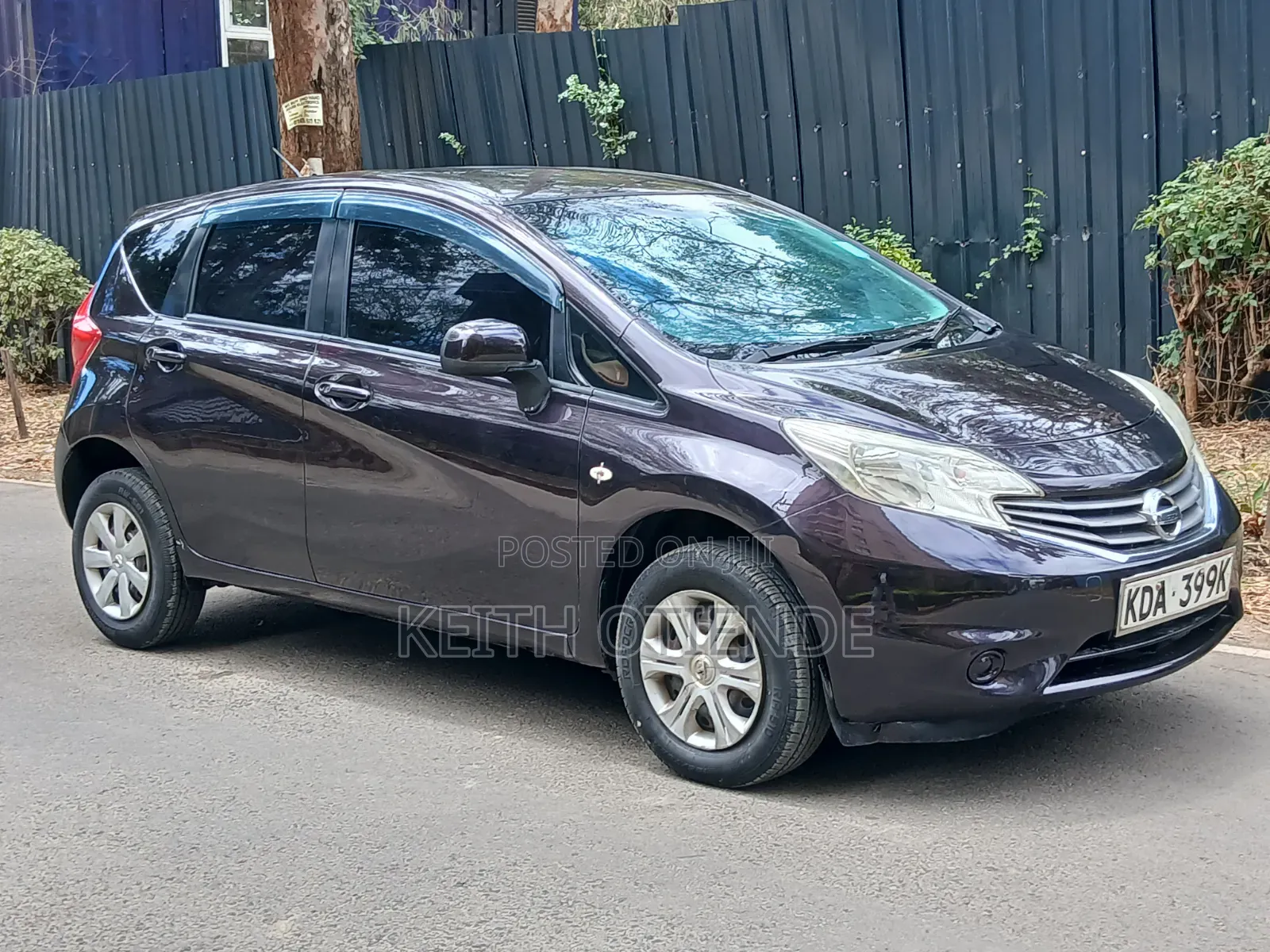 Nissan Note 1.2 Petrol 2014 Maroon