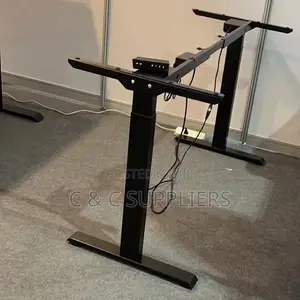 Ergonomic Lifting Standing Table.