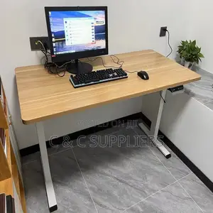 Ergonomic Lifting Standing Table.