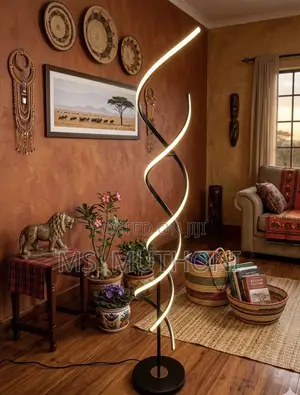 Sculptural Curve LED Floor Lamp (147 Cm )