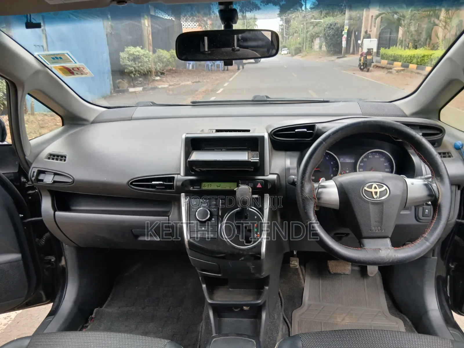 Toyota Wish 2014 Black