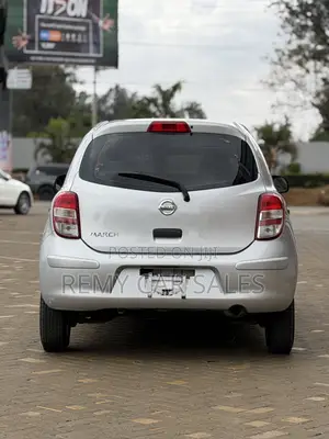 Nissan March 2014 Silver