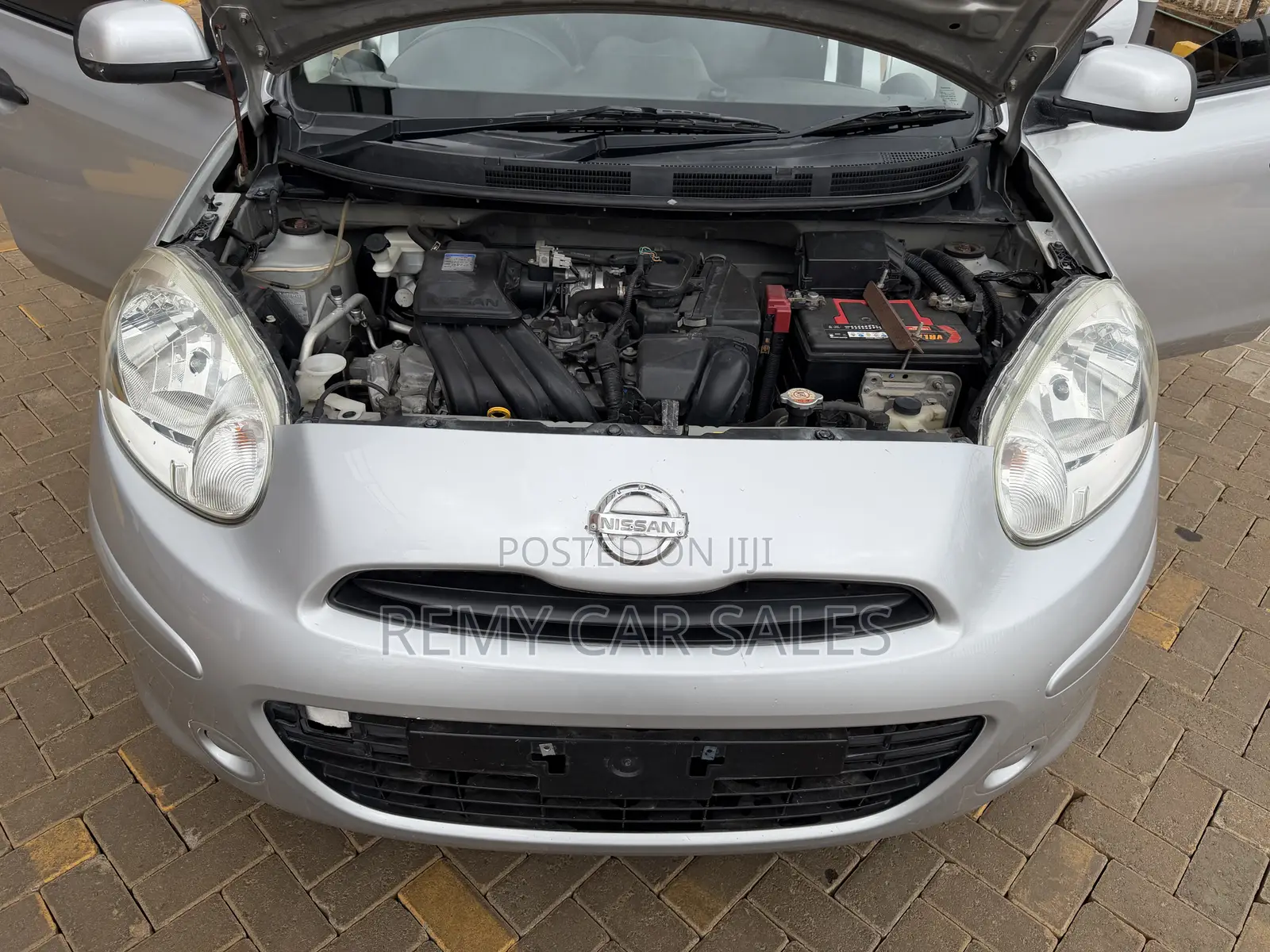 Nissan March 2014 Silver