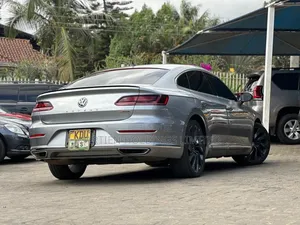 Volkswagen Arteon 2.0T SE R-Line w/19 AWD 4MOTION 2019 Gray
