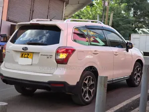 Subaru Forester 2013 White