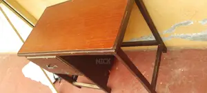 OLD 3 SEATER COUCH
