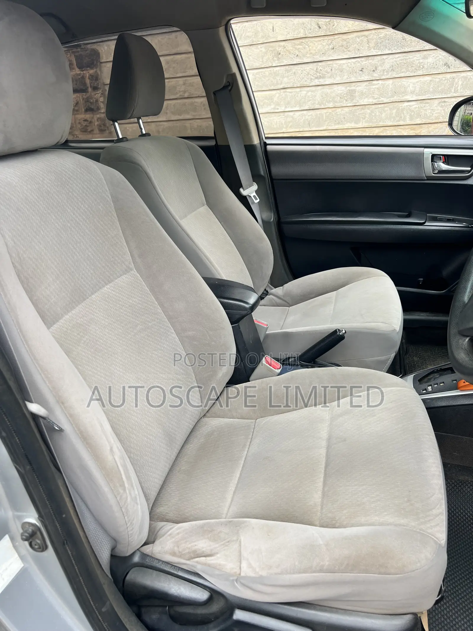 Toyota Axio 2013 Silver