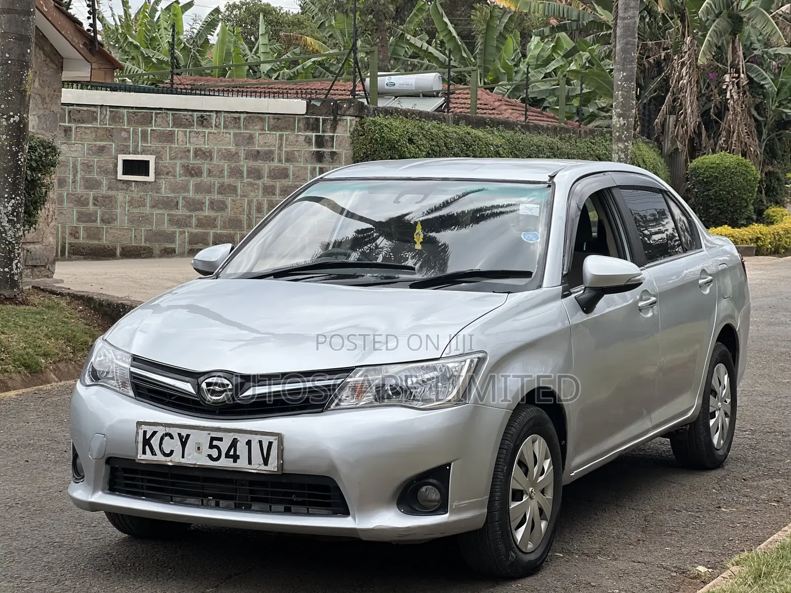 Toyota Axio 2013 Silver