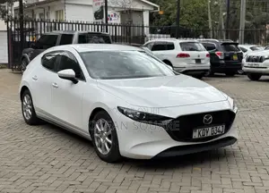 Mazda Axela 2019 White