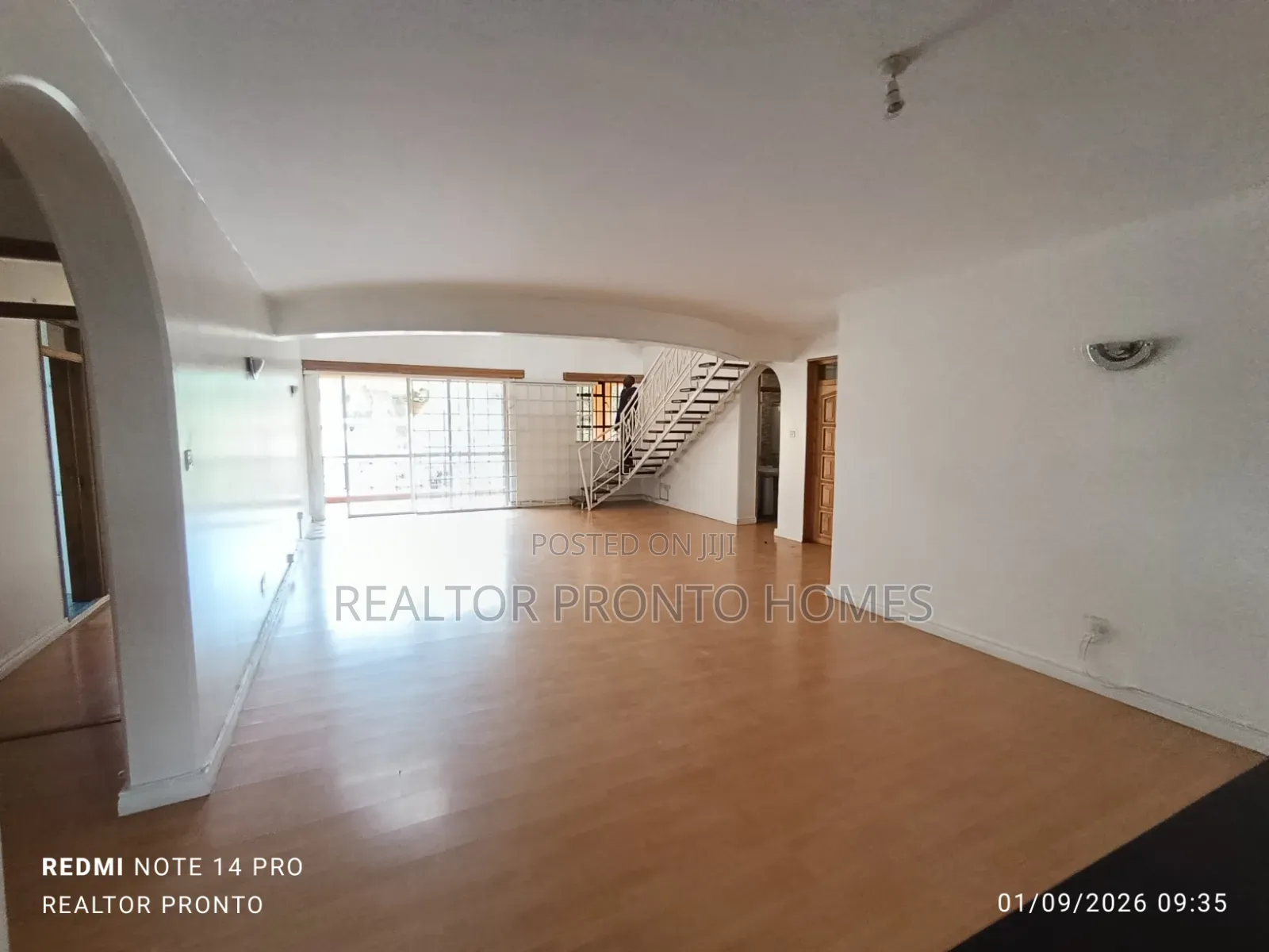 4bdrm Penthouse in Lavington, Valley Arcade for rent
