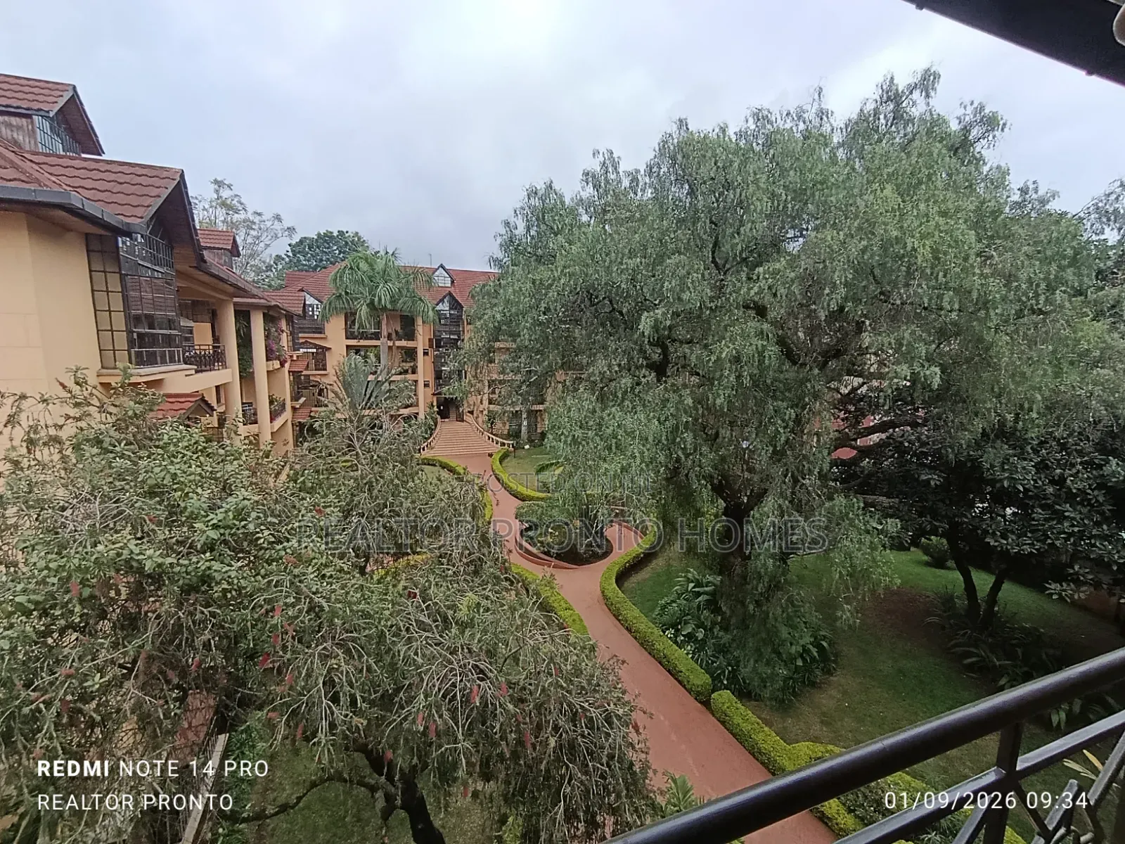 4bdrm Penthouse in Lavington, Valley Arcade for rent