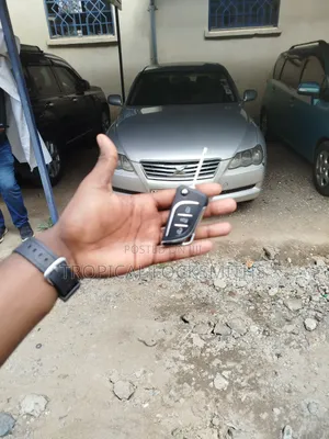 Toyota Mark X Car Key Duplication