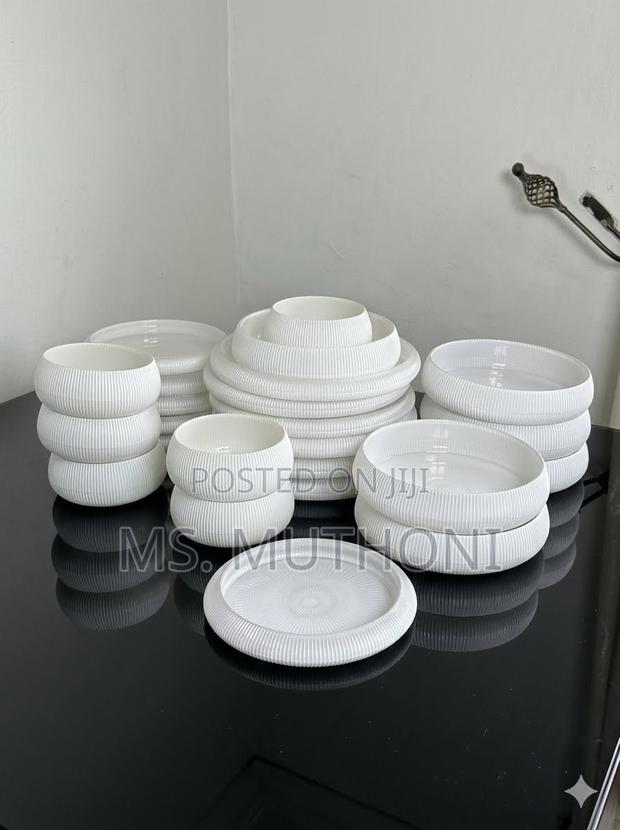 24 PCs  Modern White Ribbed Porcelain Dinnerware Set,