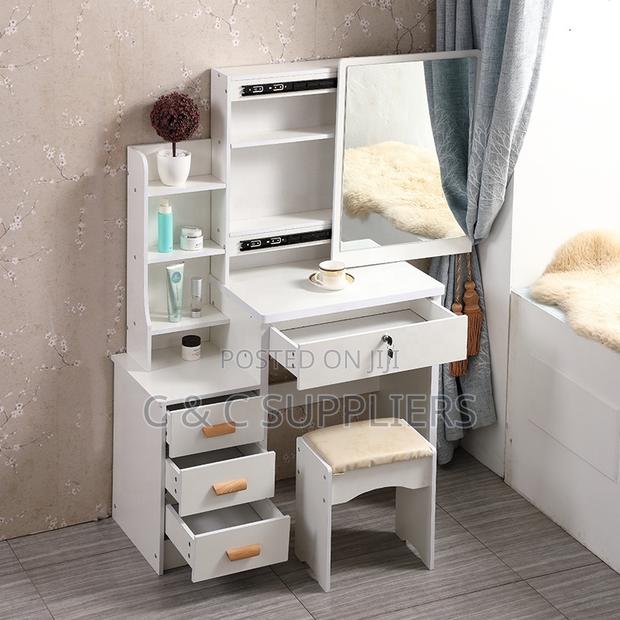 White Simple Dressing Table