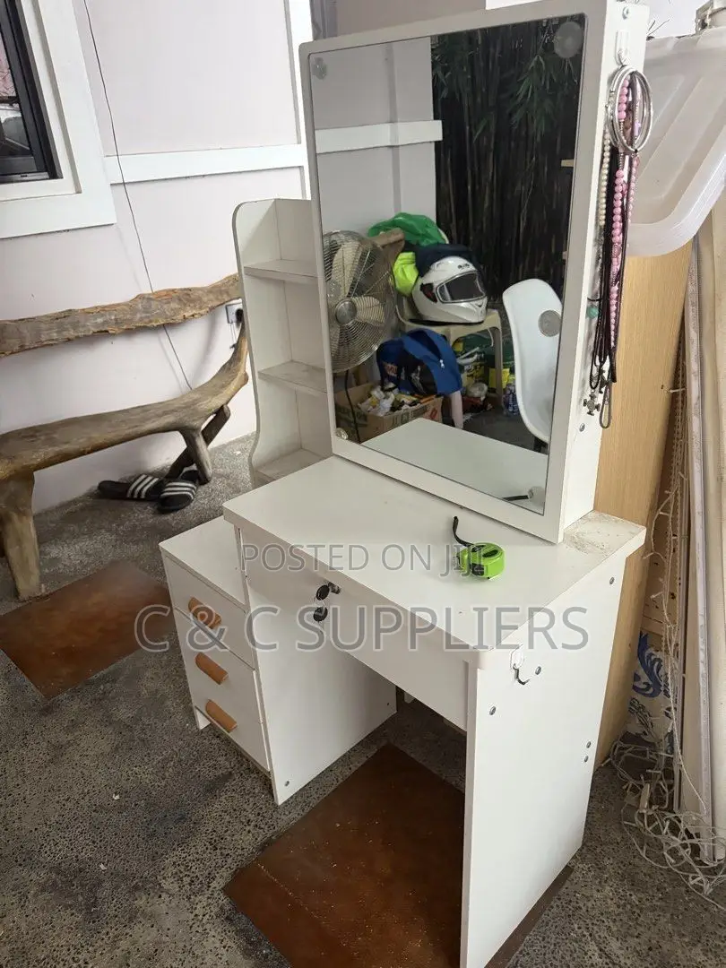 White Simple Dressing Table