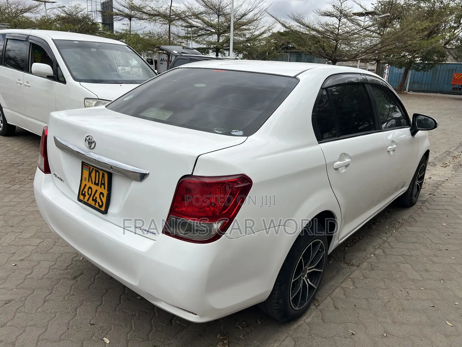 Toyota Axio 2013 Off white