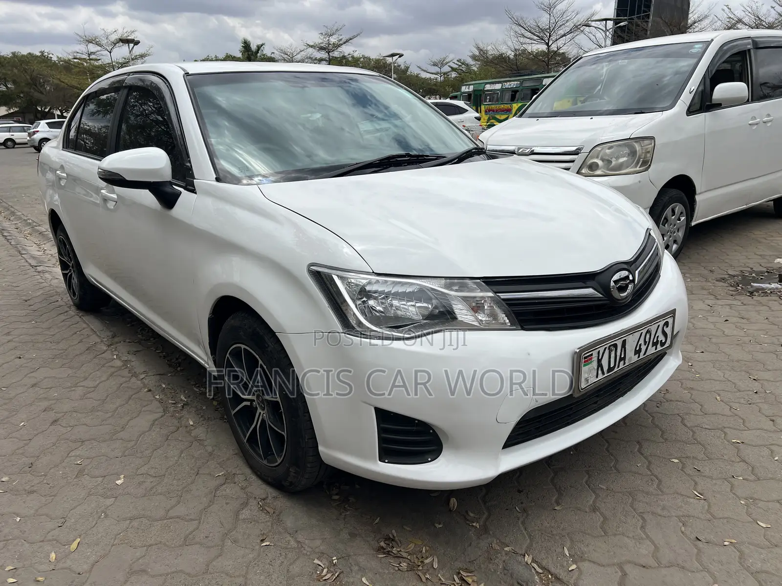 Toyota Axio 2013 Off white