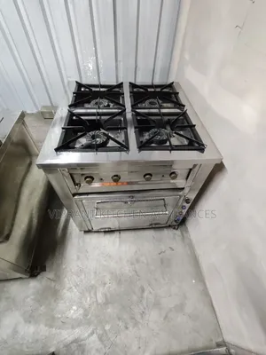 4-Burner Stainless Steel Commercial Cooker With Oven