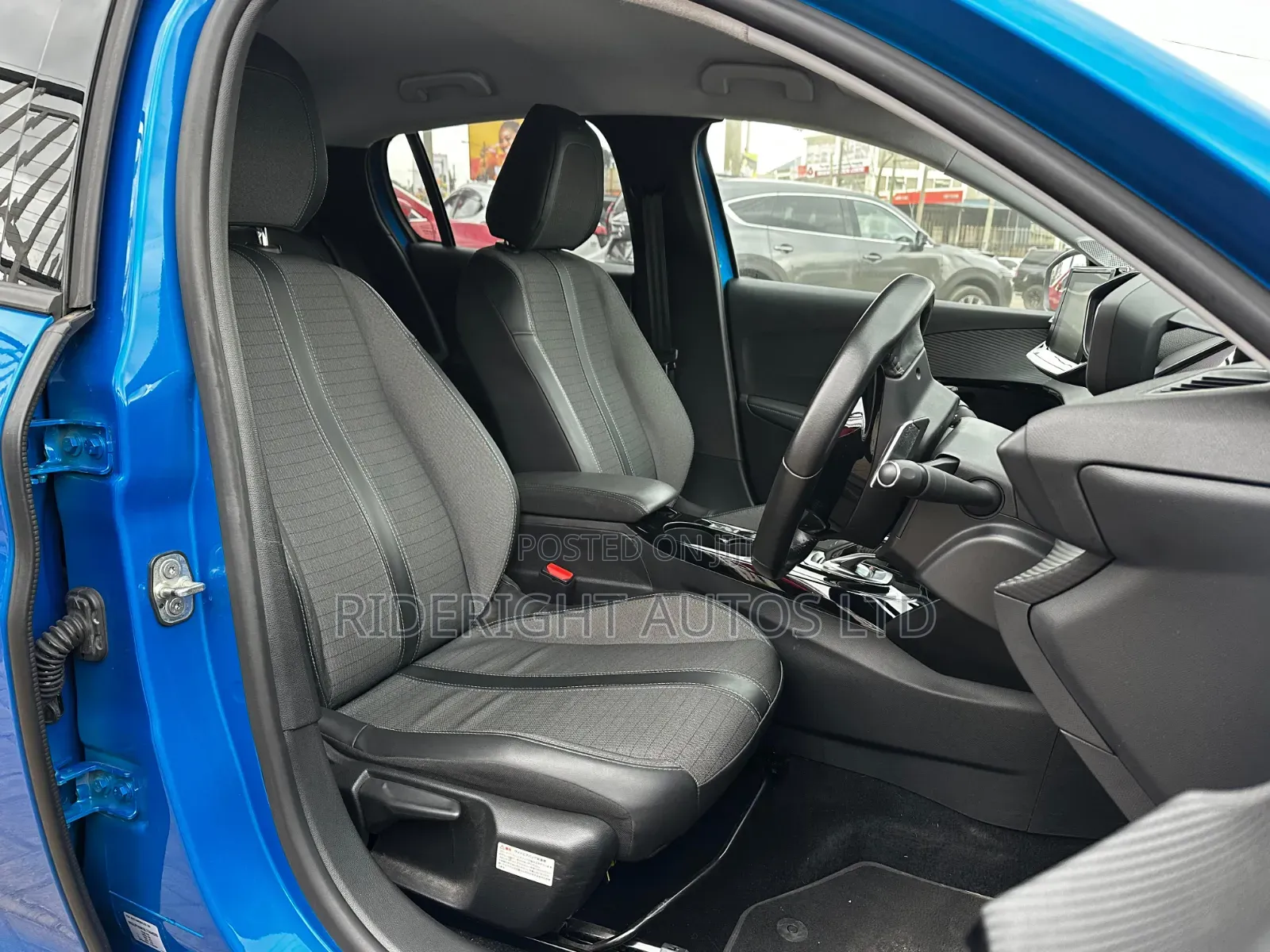 Peugeot 208 2020 Blue