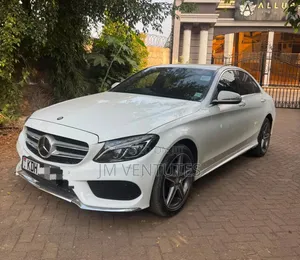 Mercedes-Benz C200 2014 White