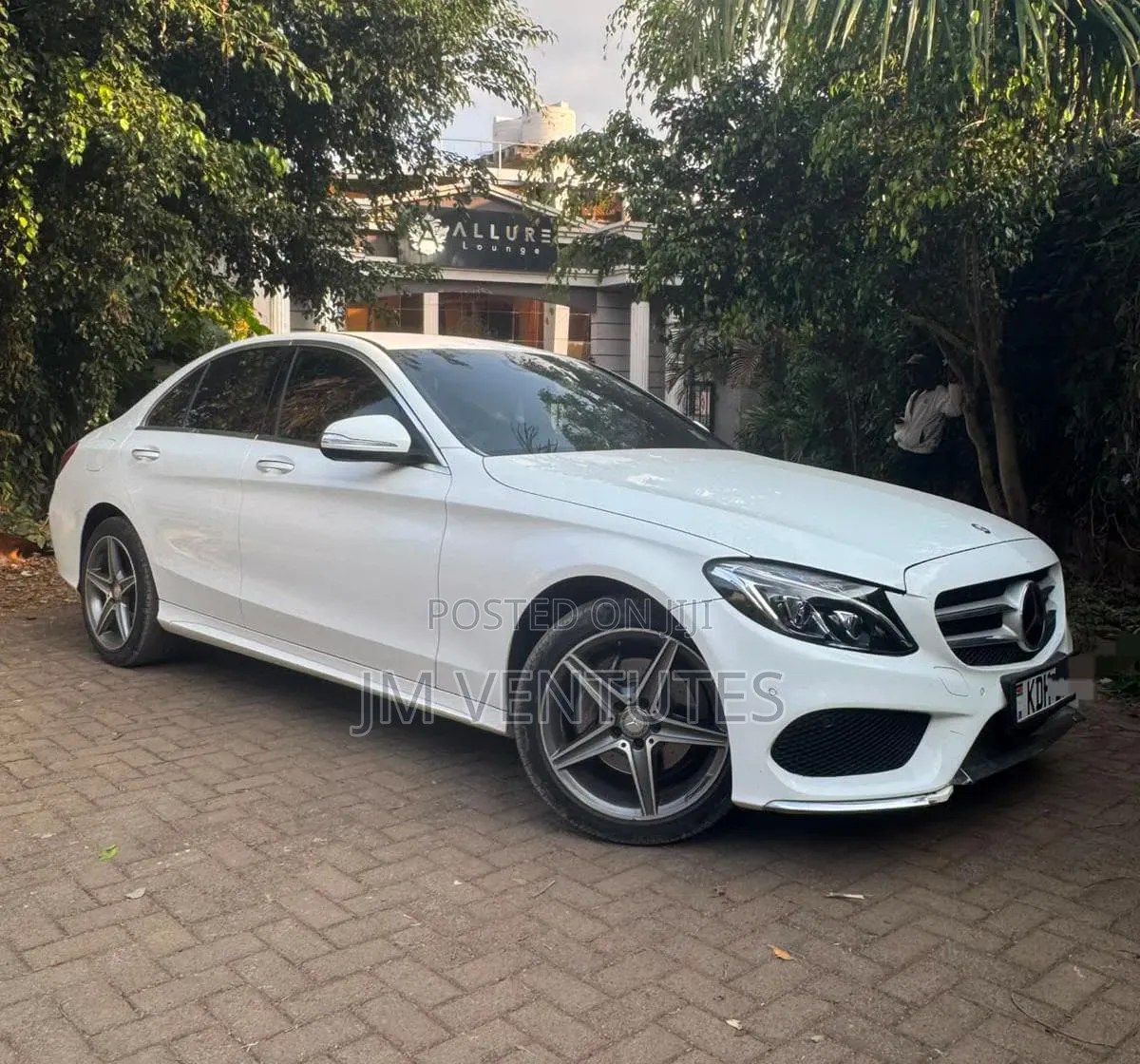 Mercedes-Benz C200 2014 White