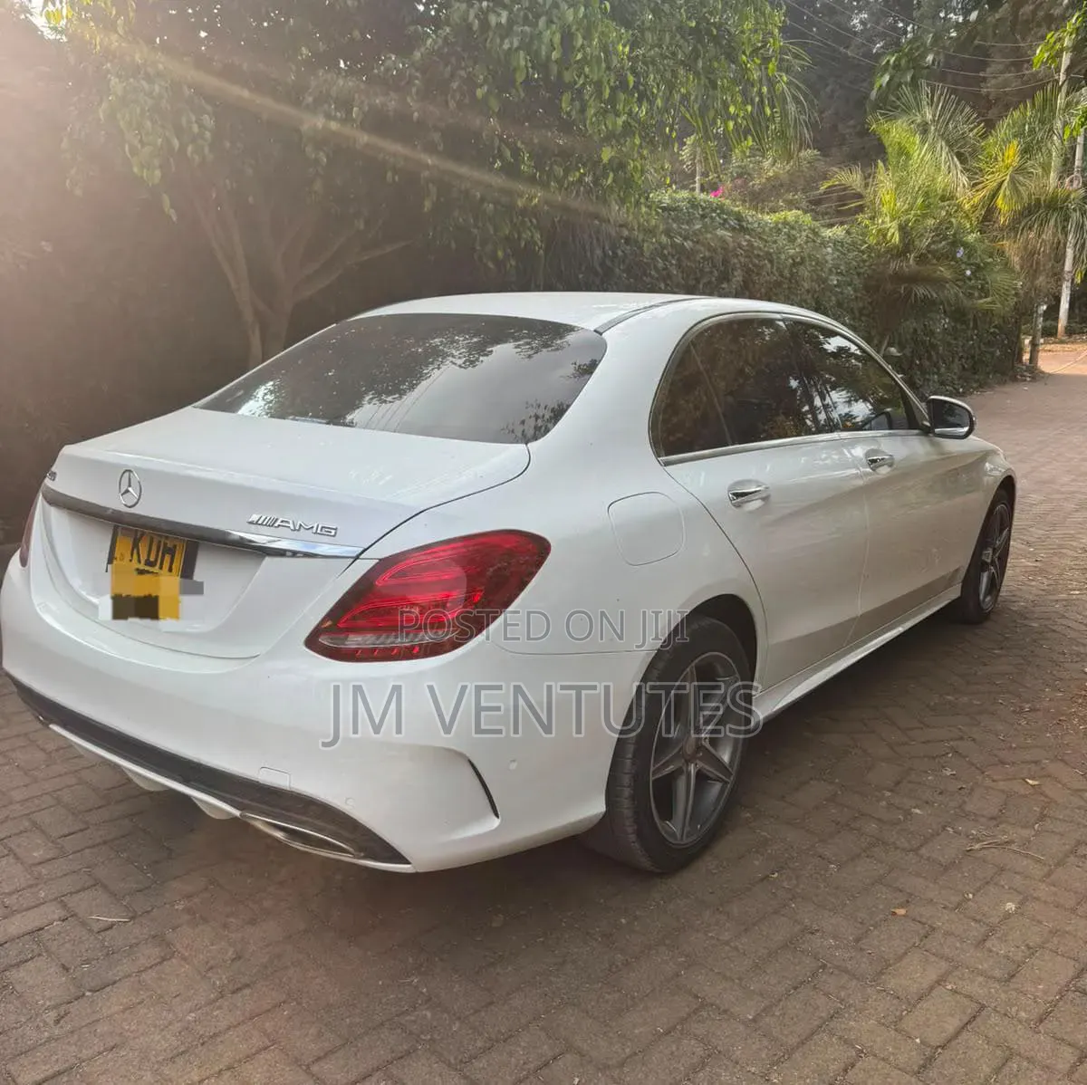 Mercedes-Benz C200 2014 White