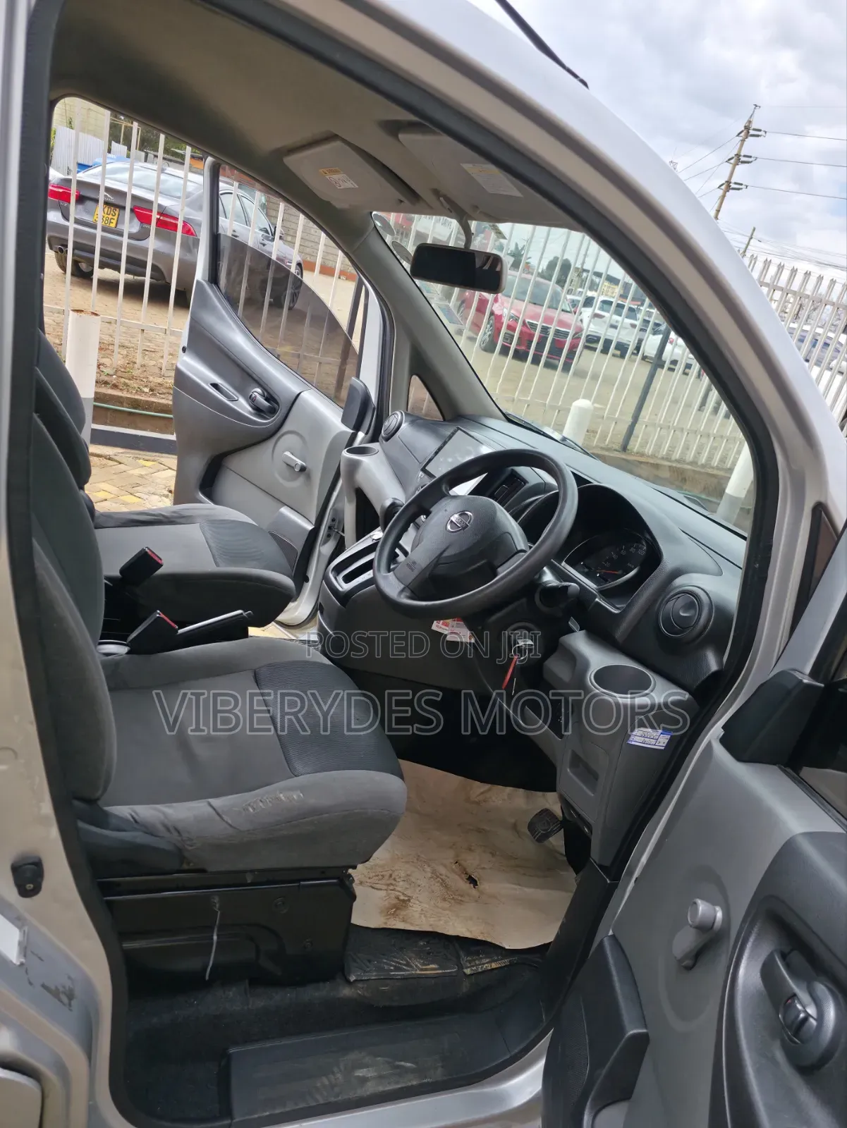 Nissan NV200 2016 Silver