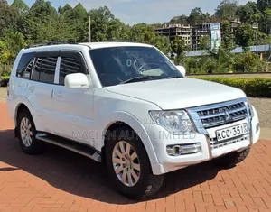 Mitsubishi Shogun 3.2 Di-Dc GLS 2010 White