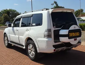 Mitsubishi Shogun 3.2 Di-Dc GLS 2010 White